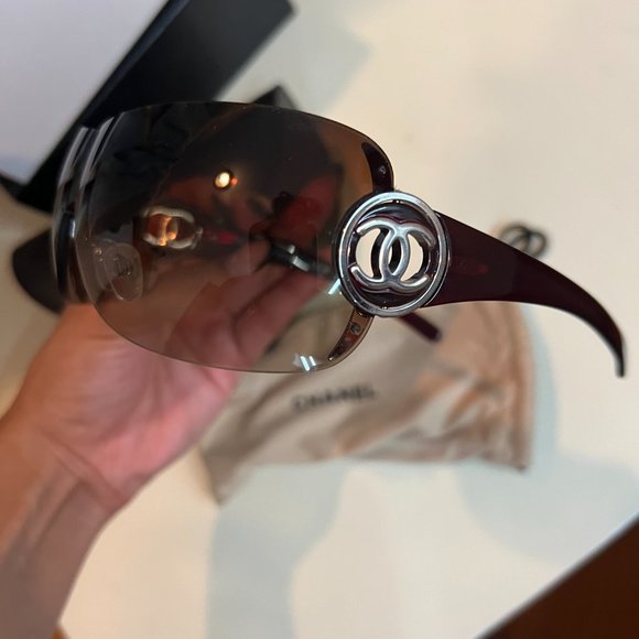 CHANEL VINTAGE SUNGLASSES (TRENDY- CONDITION-NEW) - Picture 8 of 10